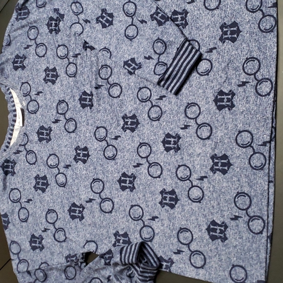 Warner Bros. Tops - Universal Studios Wizarding World of Harry Potter - Long Sleeve